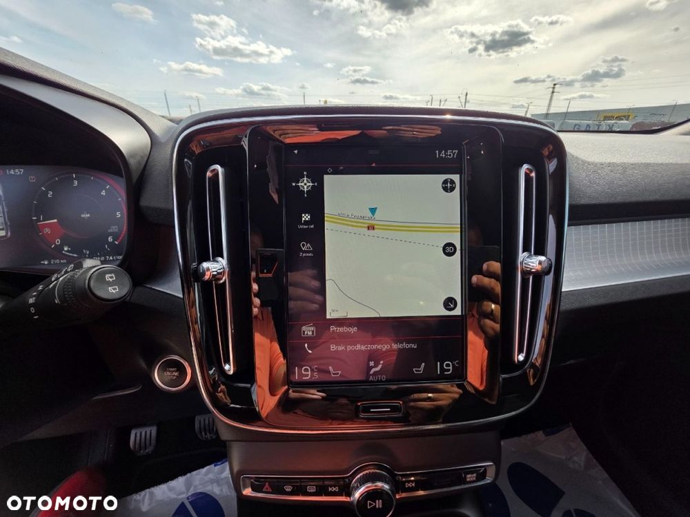 Volvo XC 40 - 15