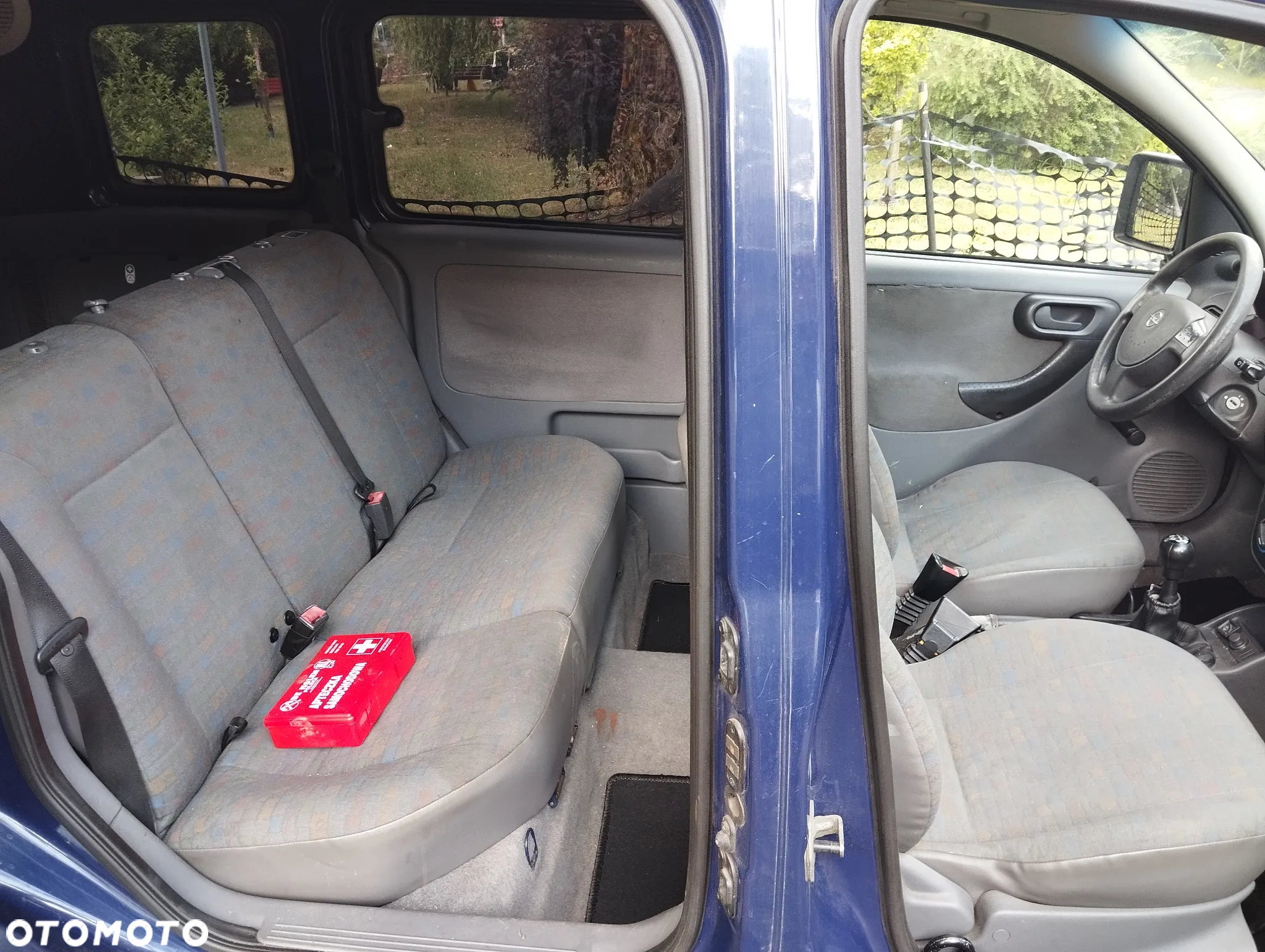 Opel Combo Tour 1.6 - 6