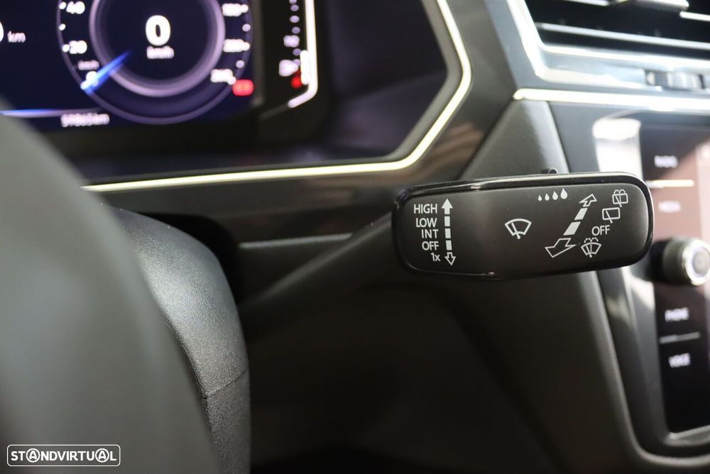 VW Tiguan Allspace 2.0 TDI Life DSG - 19