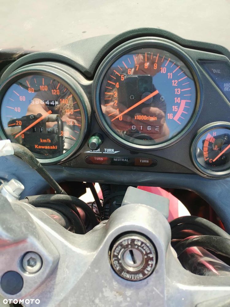 Kawasaki ZZR - 8