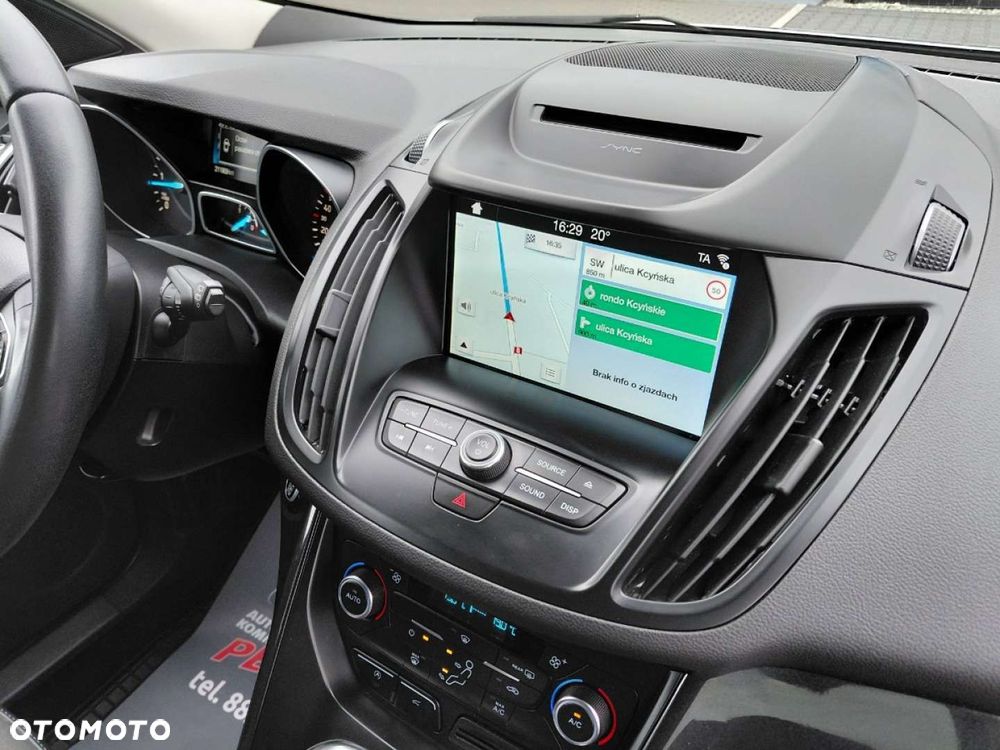 Ford Kuga - 16