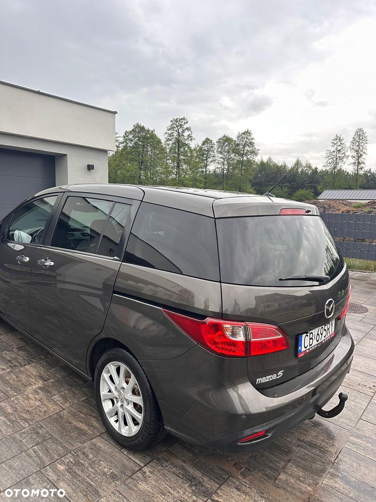 Mazda 5 - 10