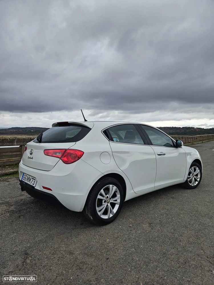 Alfa Romeo Giulietta 1.6 JTDm Progression - 12