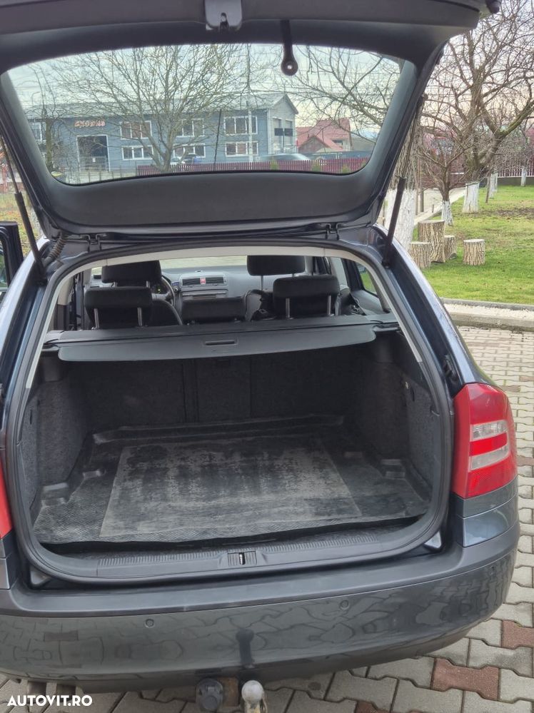 Skoda Octavia Combi 1.9 TDI DSG Classic - 12