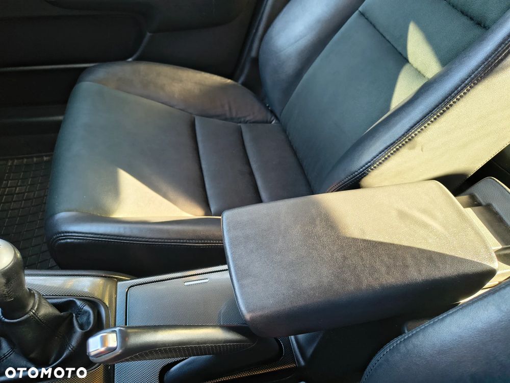 Honda Accord 2.0 Executive - 21
