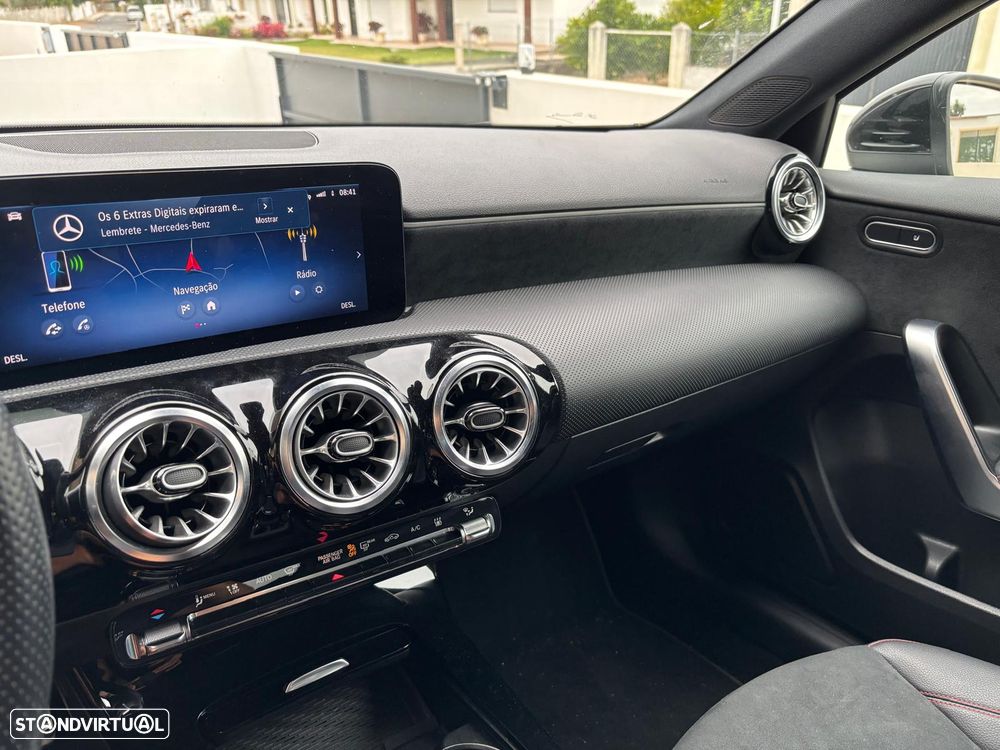 Mercedes-Benz A 250 e AMG Line - 14