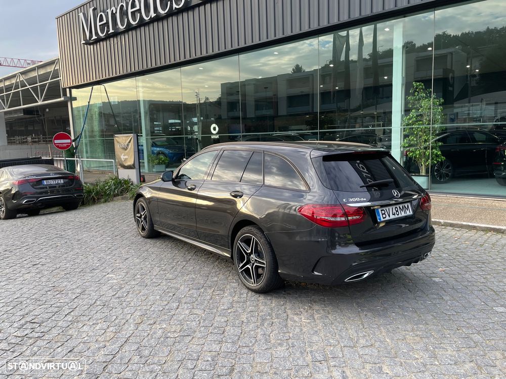 Mercedes-Benz C 300 de AMG Line - 4