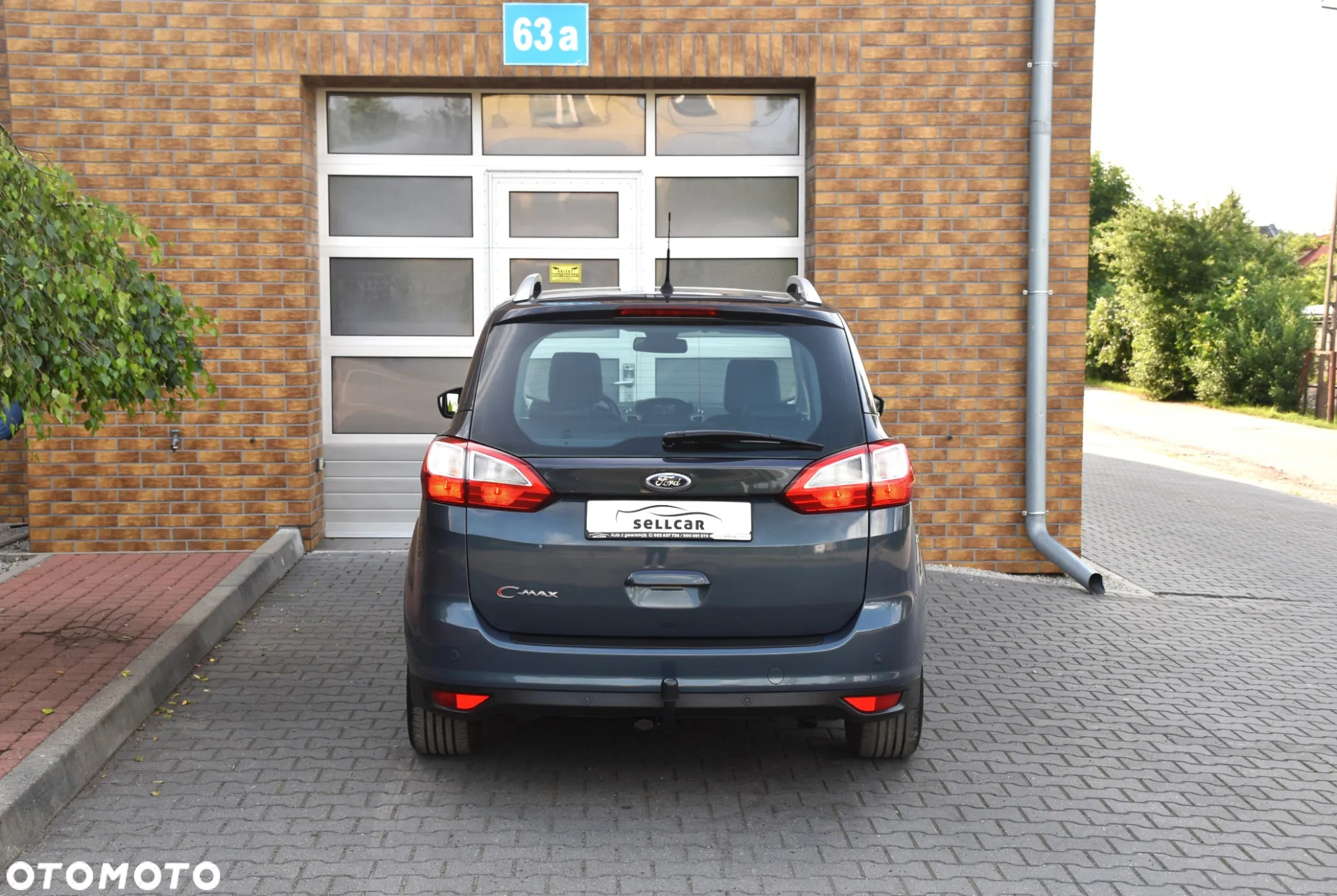 Ford Grand C-MAX 2.0 TDCi Titanium - 31