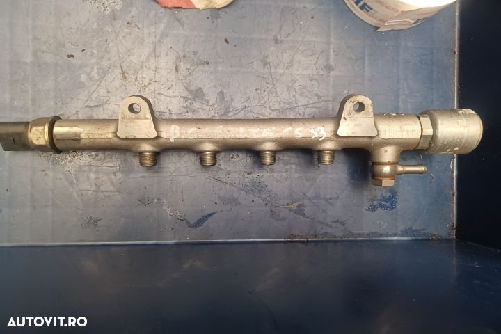 Rampa injectoare R9144Z140A 2.0 D Mercedes-Benz B-Class W245 [2005 - - 4