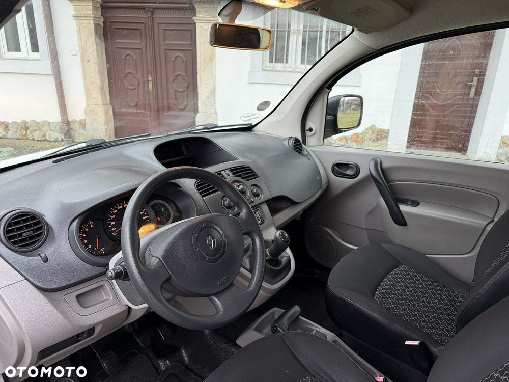 Renault Kangoo 1.6 8V 90 Happy Family - 3