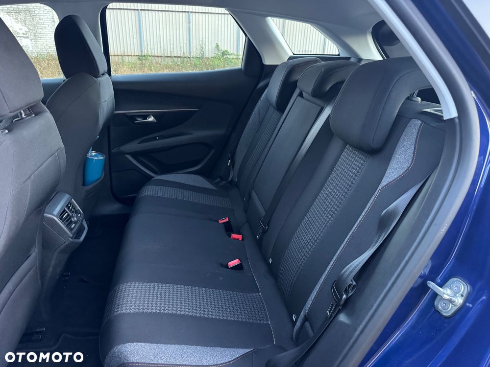 Peugeot 3008 - 11