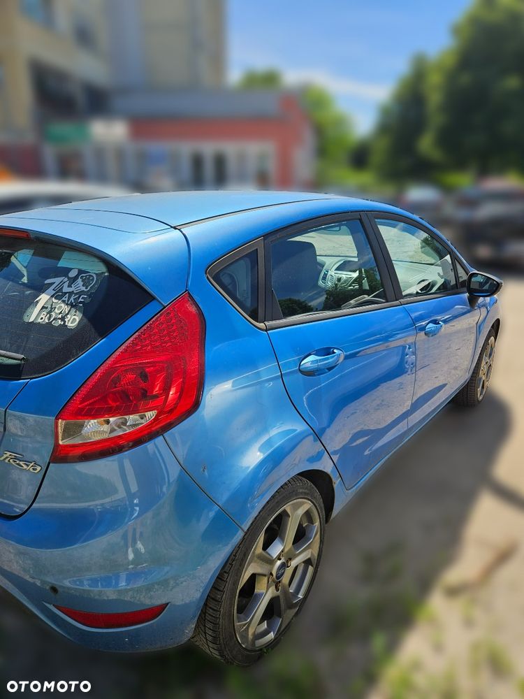 Ford Fiesta 1.4 TDCi Ambiente - 2