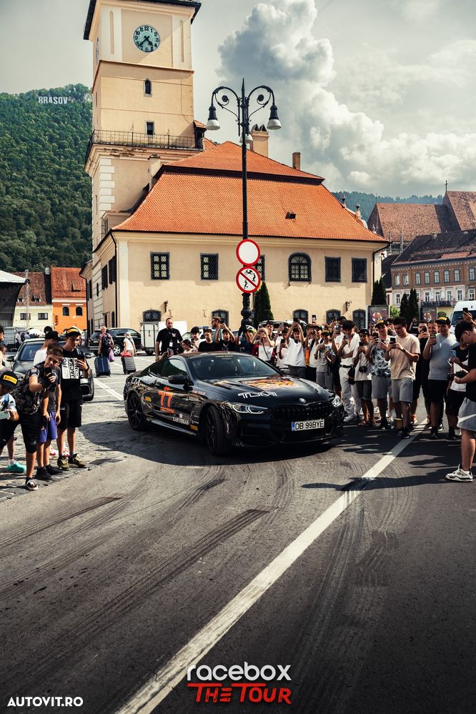 BMW Seria 8 - 3