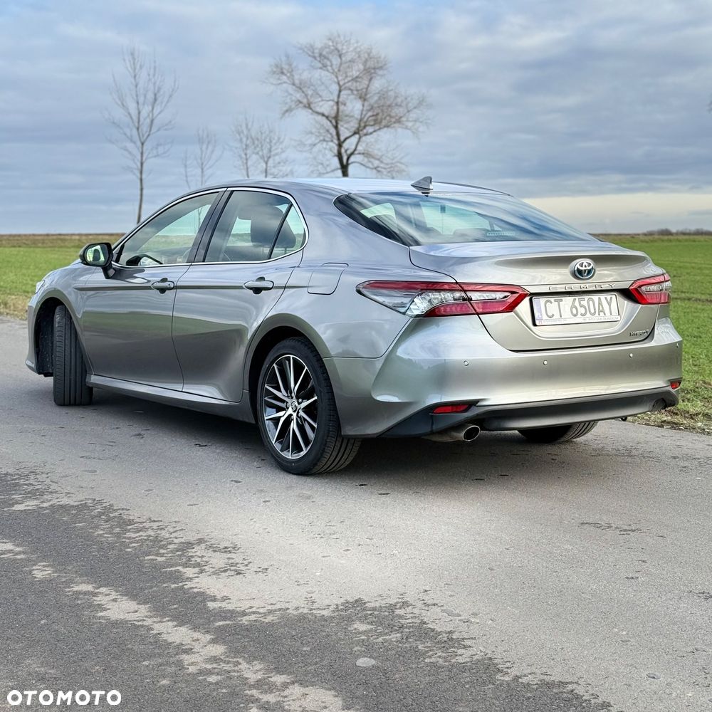 Toyota Camry 2.5 Hybrid Executive CVT - 4