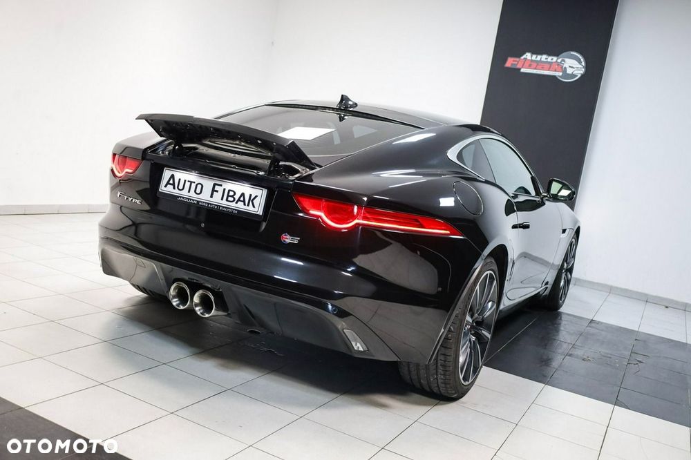 Jaguar F-Type - 9
