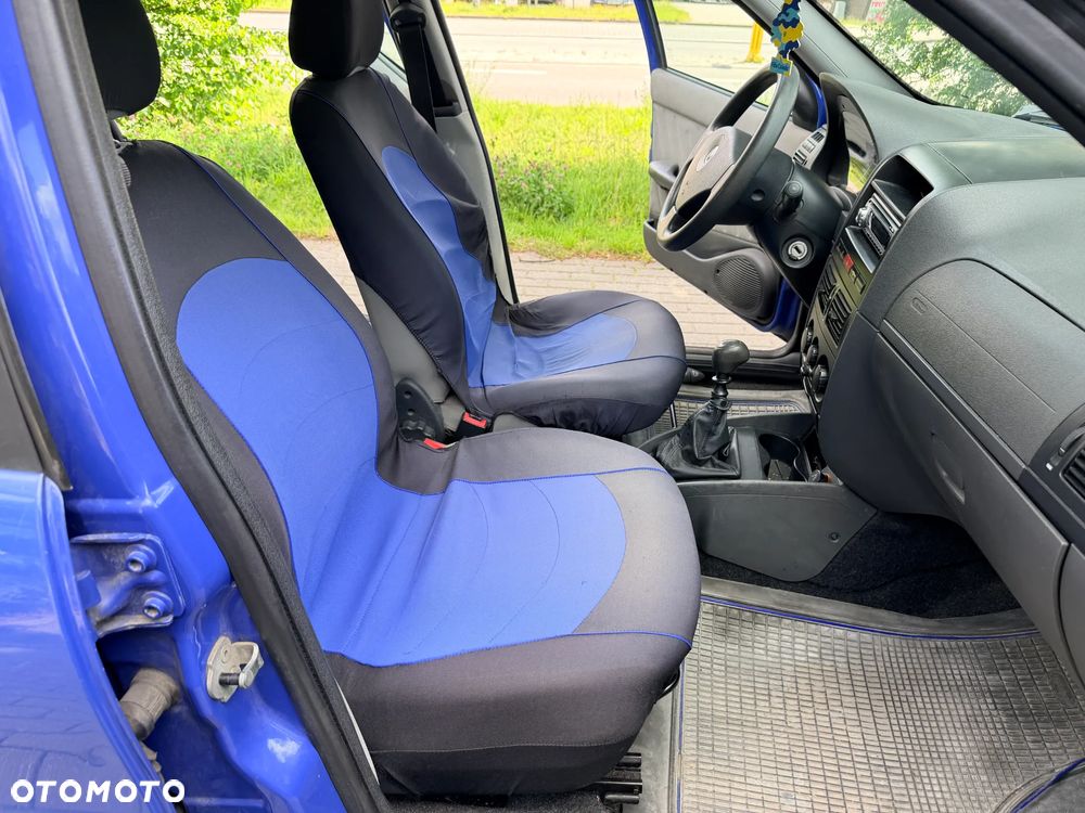 Fiat Albea 1.4 Fresh - 13