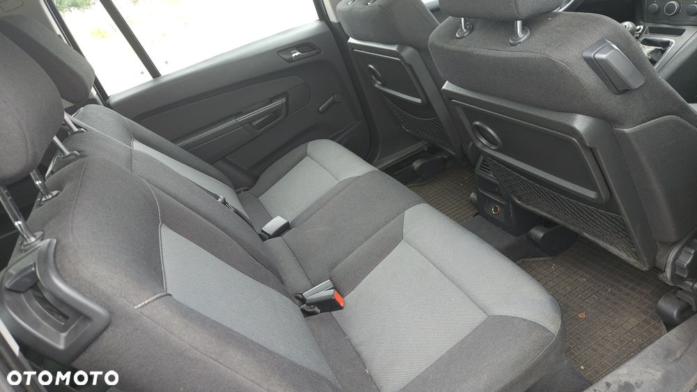 Opel Zafira - 6