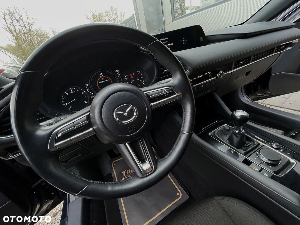 Mazda 3 e-SKYACTIV-G 2.0 M HYBRID - 27