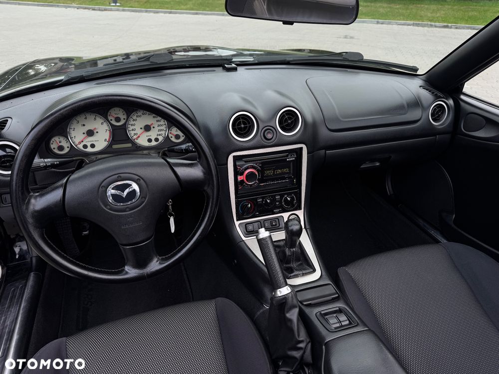 Mazda MX-5 1.6 16V - 12