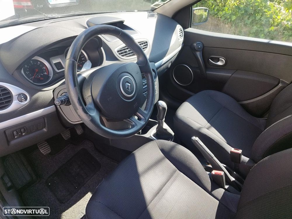 Renault Clio Sport Tourer - 4