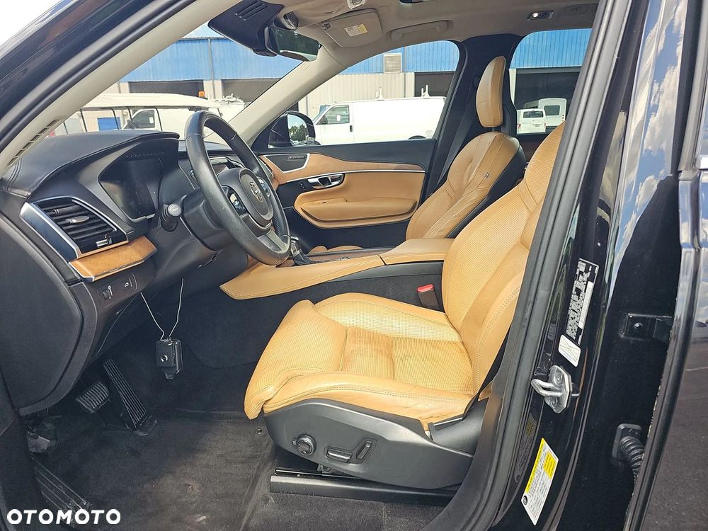 Volvo XC 90 - 10