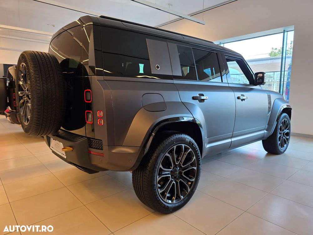 Land Rover Defender - 16