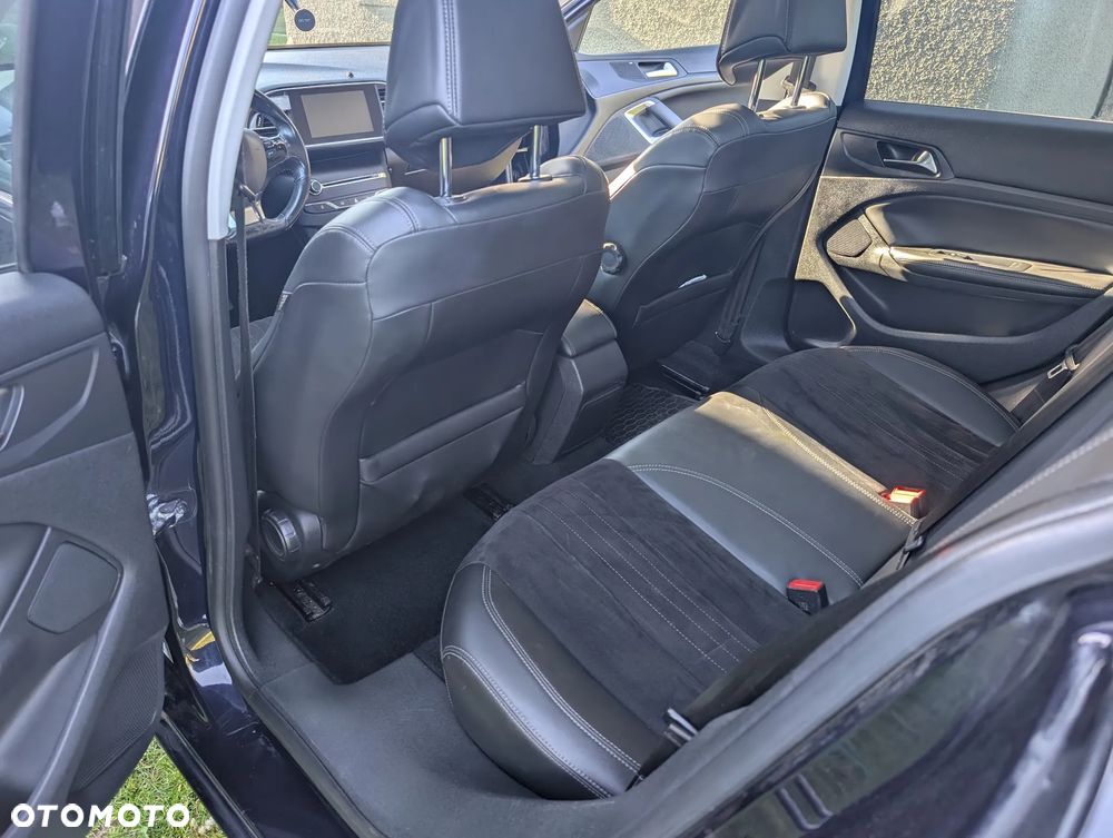 Peugeot 308 1.6 e-HDi Allure S&S - 9