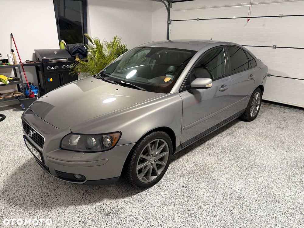 Volvo S40 T5 Summum - 1