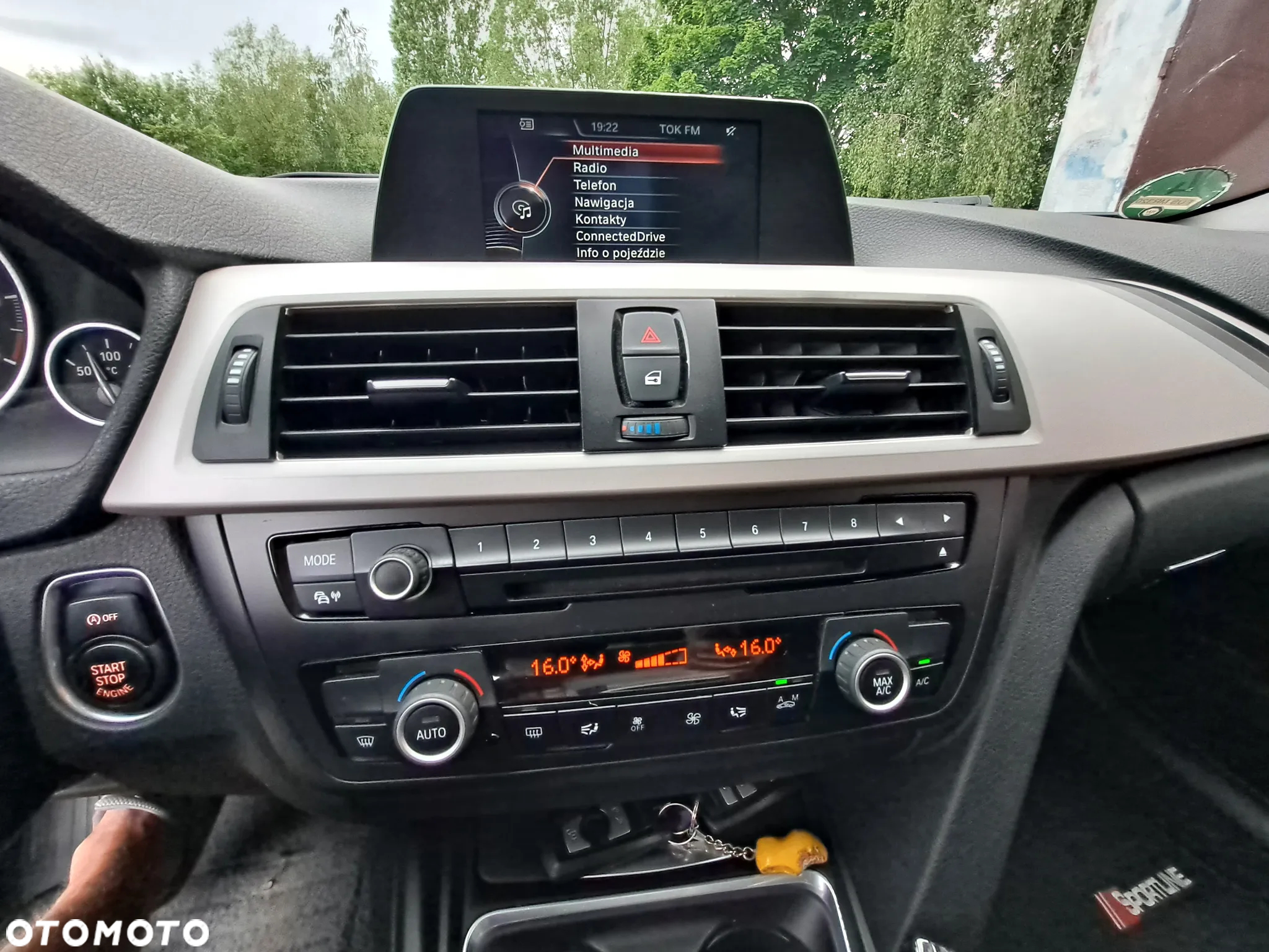 BMW Seria 3 320d Touring Sport Line - 25