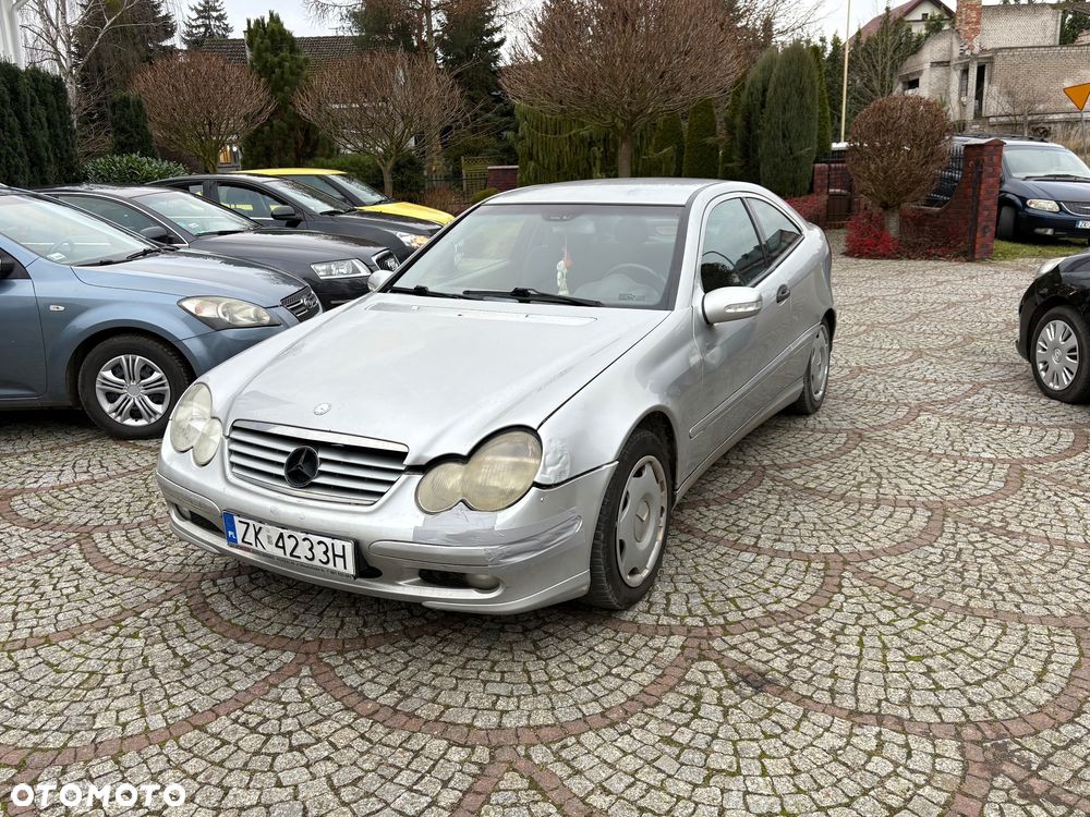 Mercedes-Benz Klasa C 200 Kompressor Sportcoupe - 2