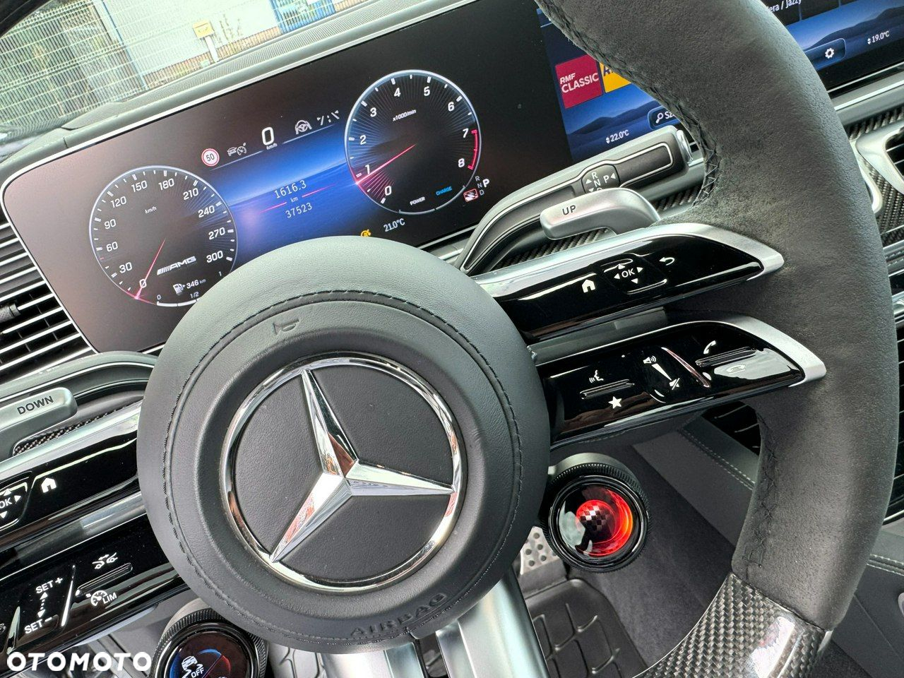 Mercedes-Benz GLE - 17