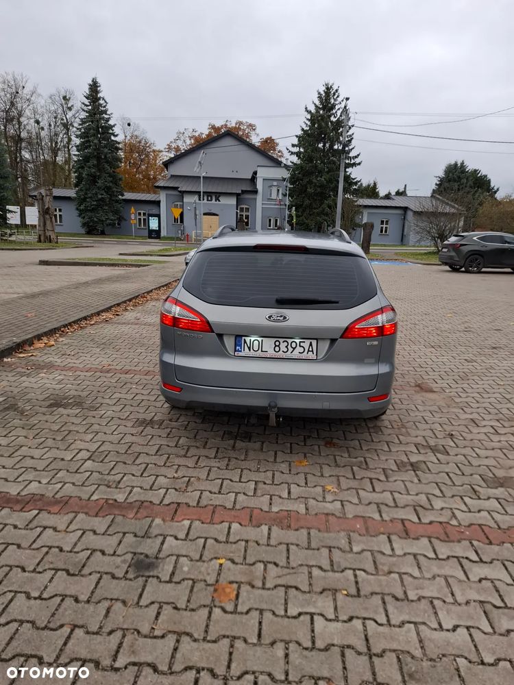Ford Mondeo Turnier 2.0 TDCi Ghia - 4