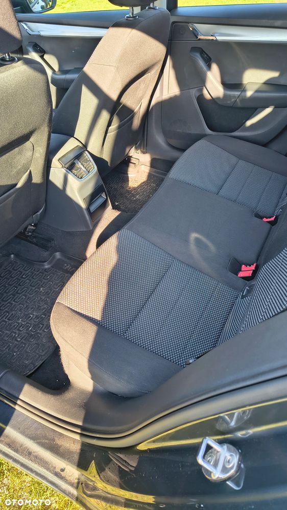 Skoda Octavia 2.0 TDI Ambition - 6