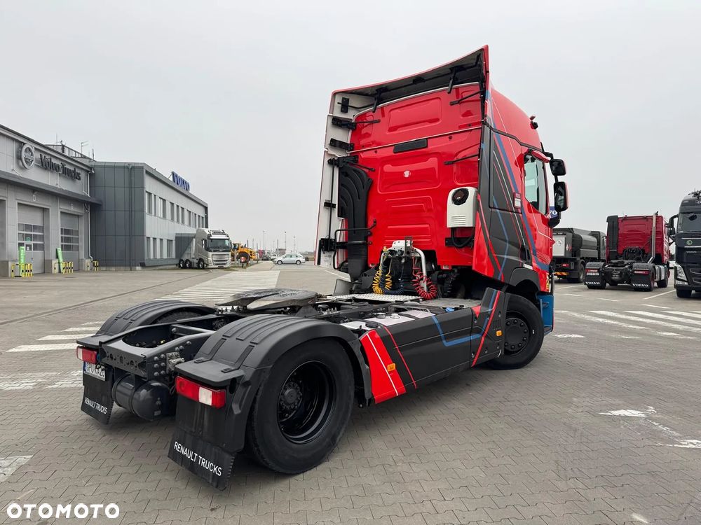 Renault T480 Sleeper Cab - 6