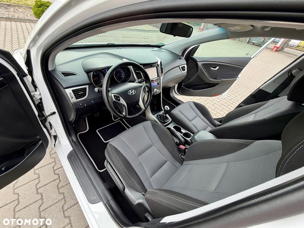 Hyundai i30 1.4 Premium - 23