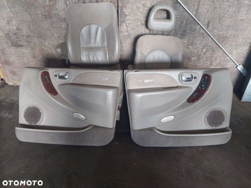 KOMPLET FOTELI LEWY PRAWY PRZÓD KANAPA TYŁ BOCZKI CHRYSLER GRAND VOYAGER IV - 12