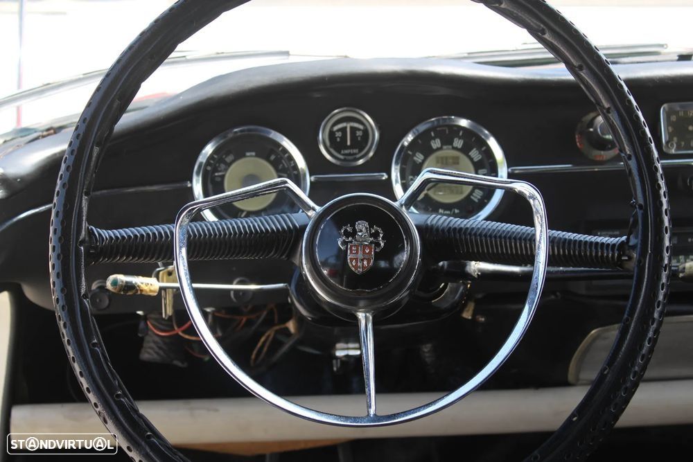 Austin Cambridge - 15