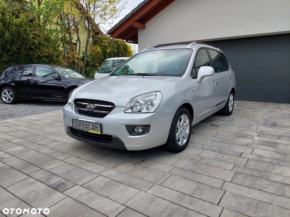 Kia Carens 2.0 CVVT EX - 1