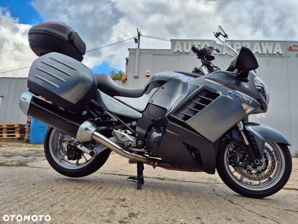 Kawasaki GTR - 11