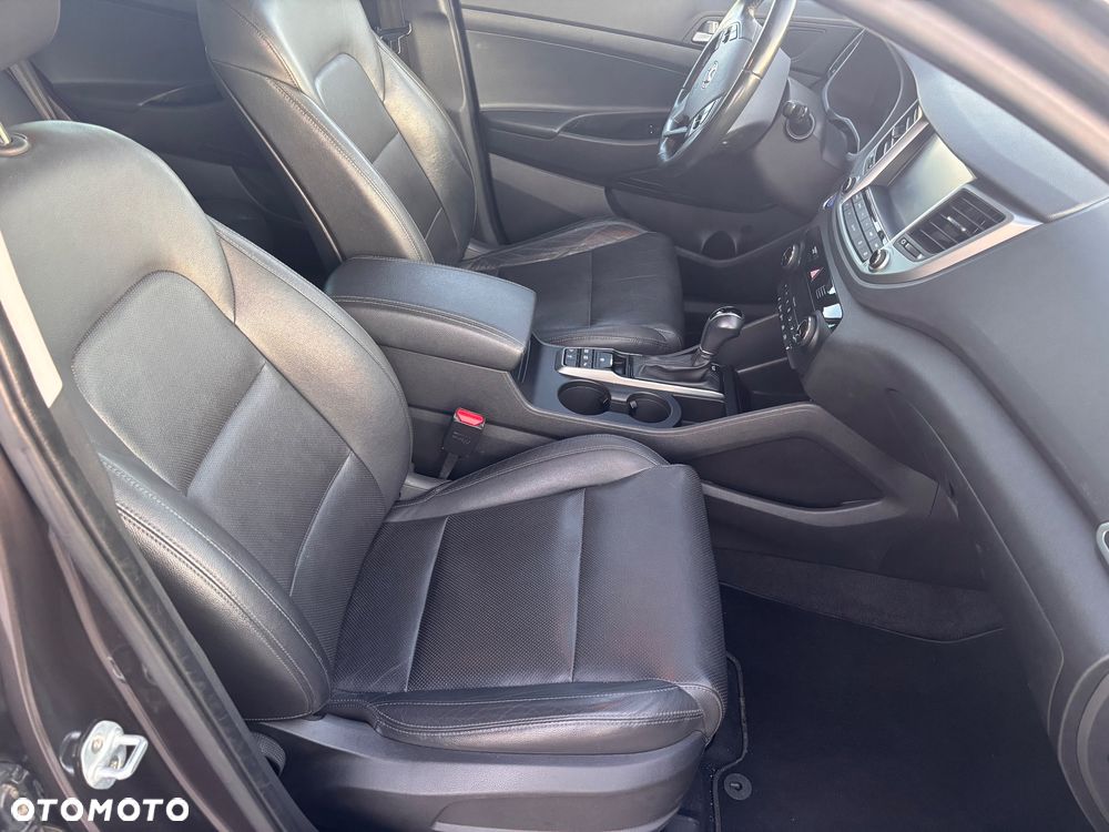 Hyundai Tucson blue 1.7 CRDi 2WD DCT Premium - 21