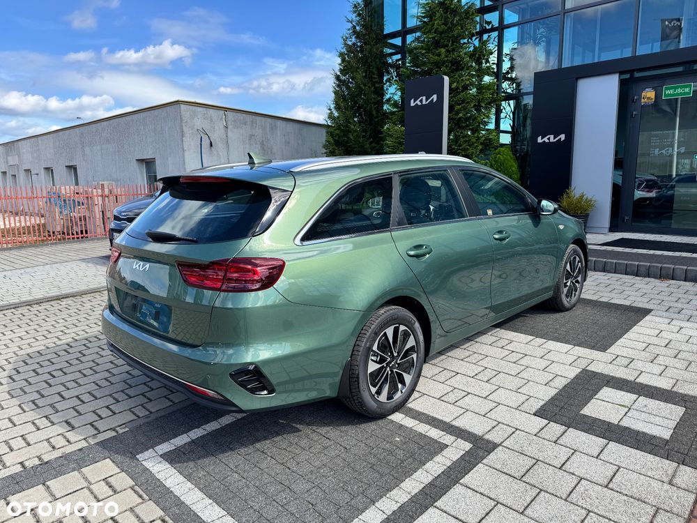 Kia Ceed 1.5 T-GDI M DCT - 8