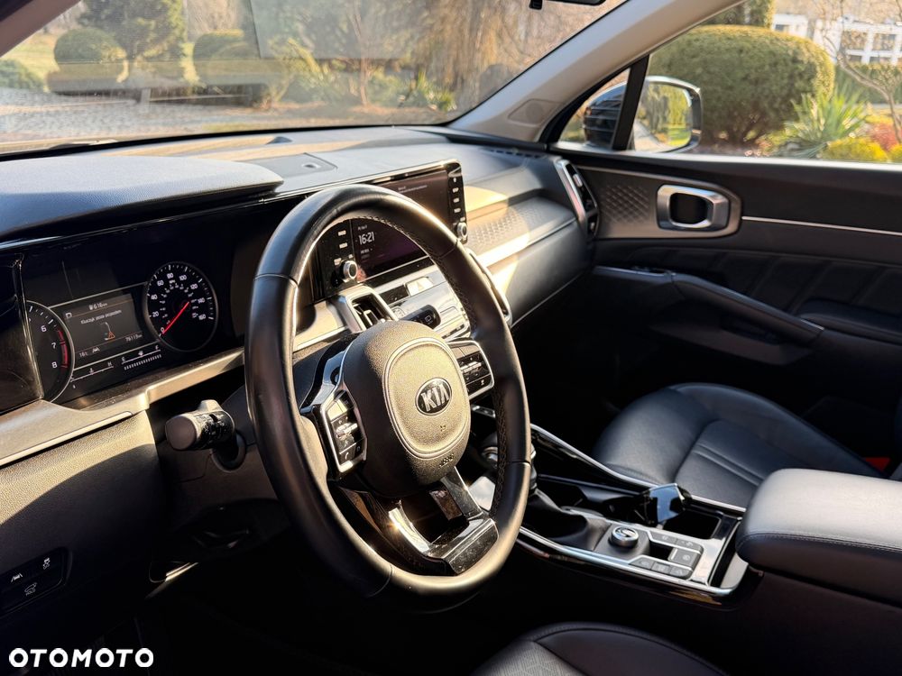 Kia Sorento - 31