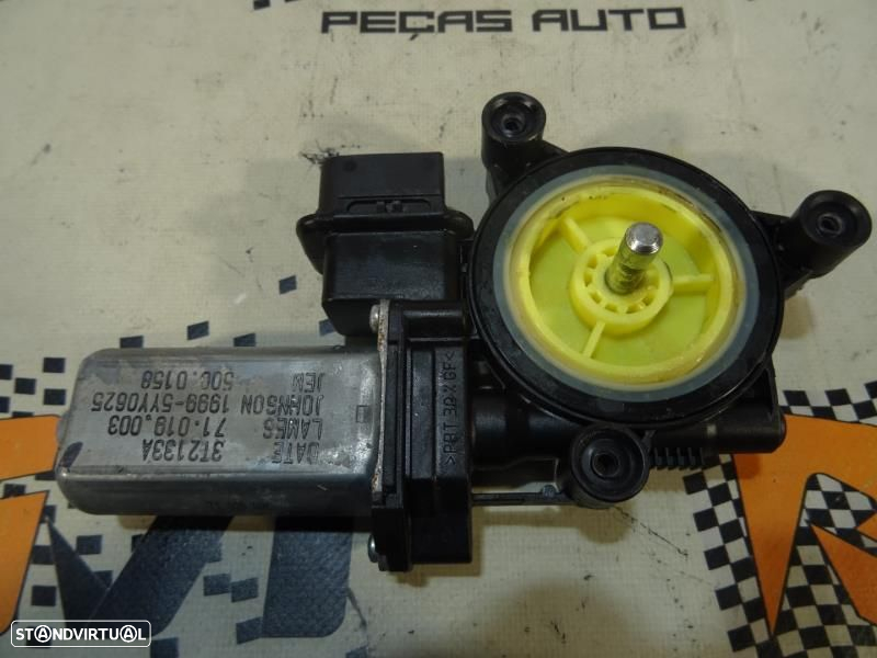 Motor Do Elevador De Vidros Bmw 3 (F30, F80)  5000158 / 19995Yy0625 / - 3