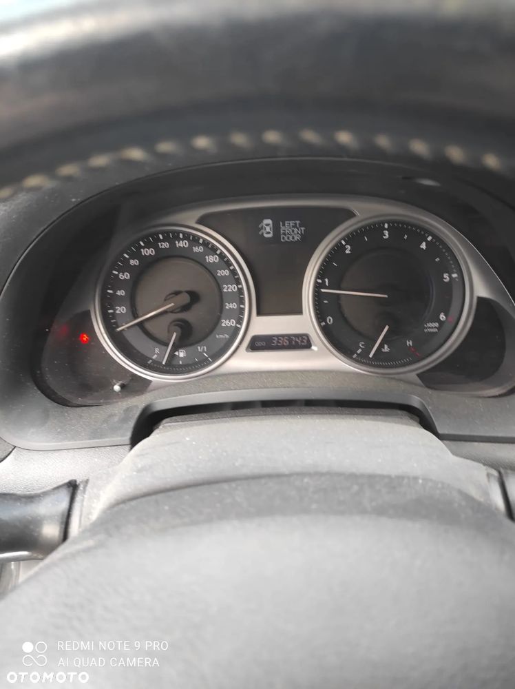 Lexus IS 220 D Elegance - 3