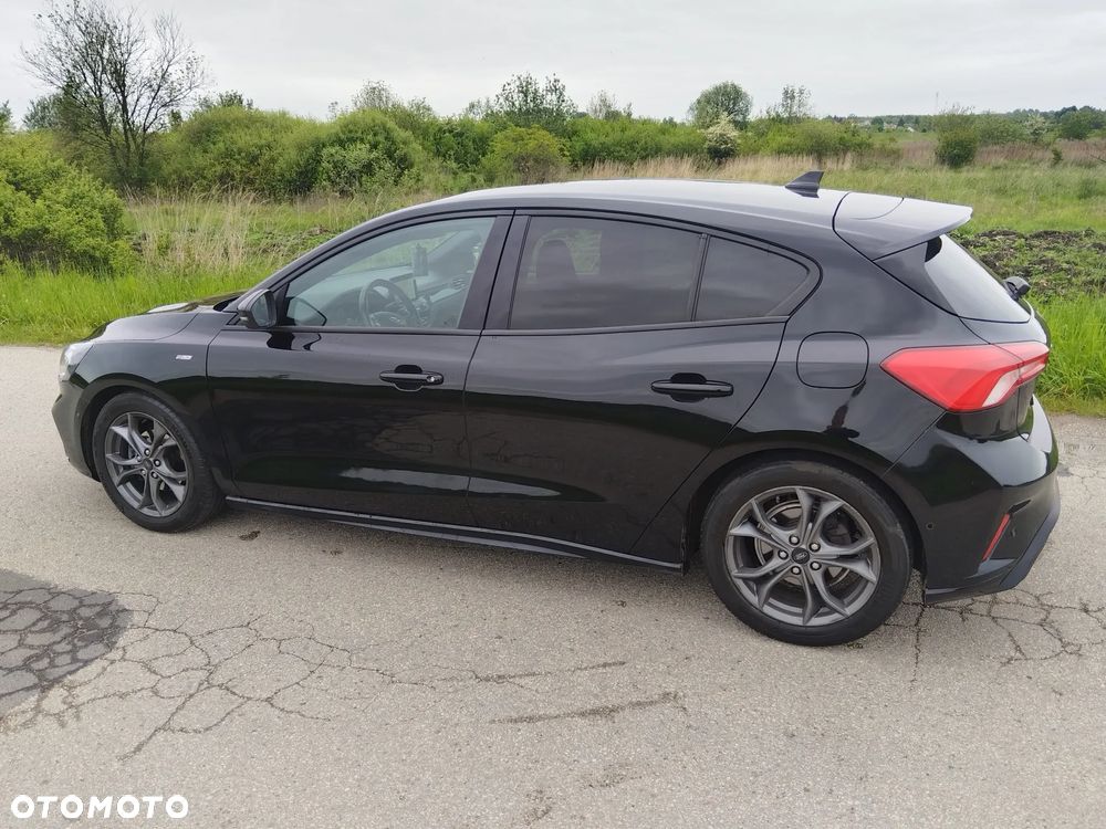 Ford Focus 1.5 EcoBlue Start-Stopp-System ST-LINE - 10