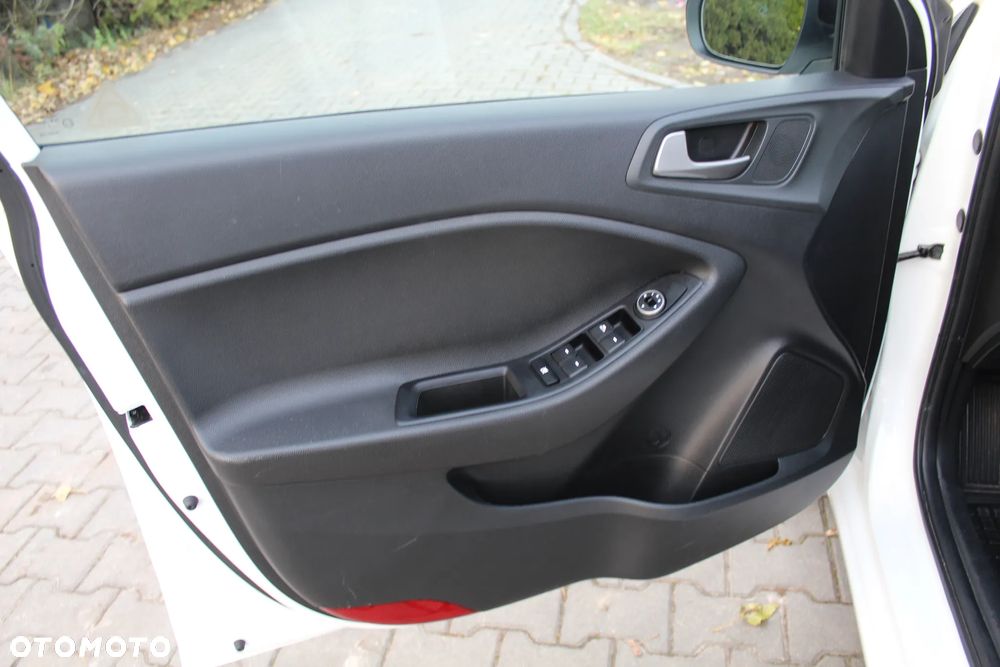 Hyundai i20 ver-1-0-t--gdi-trend - 12