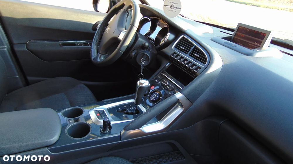 Peugeot 3008 HDi FAP 165 Automatik Business-Line - 22