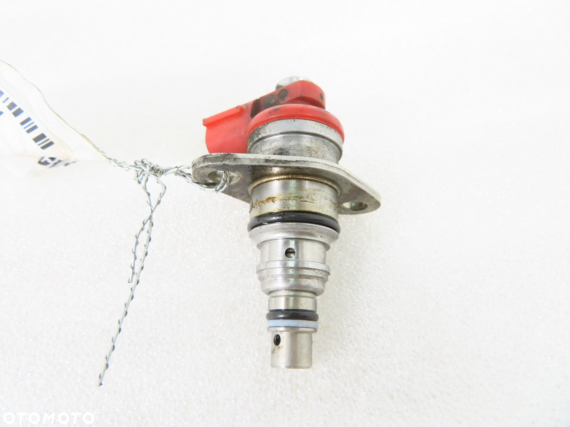 REGULATOR CIŚNIENIA PALIWA TOYOTA AVENSIS VERSO 2.0 D  1CD-FTV - 4