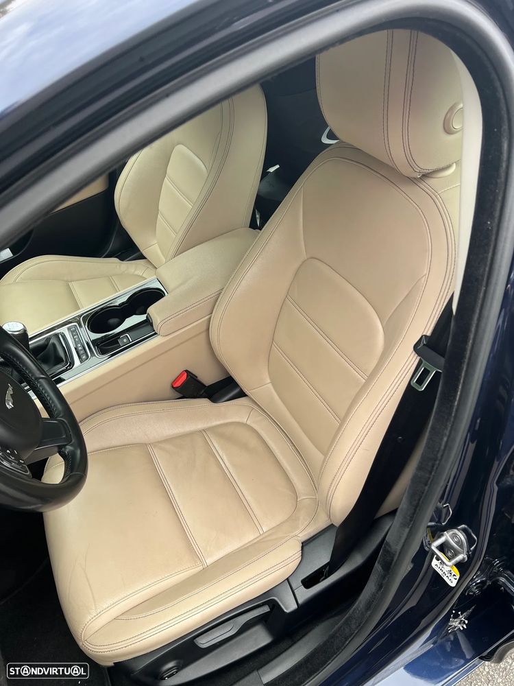 Jaguar XE E-Performance Portfolio - 6