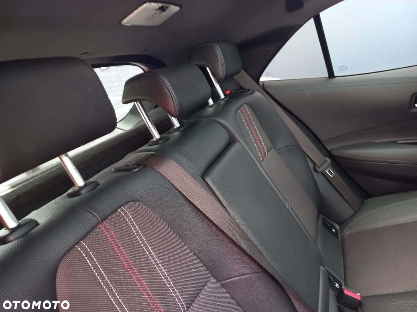 Toyota Corolla - 18